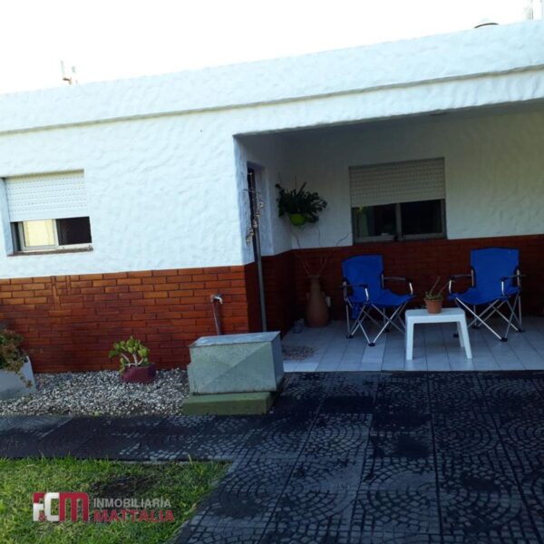 Propiedad ideal para familias, ambientes amplios - Imagen 2