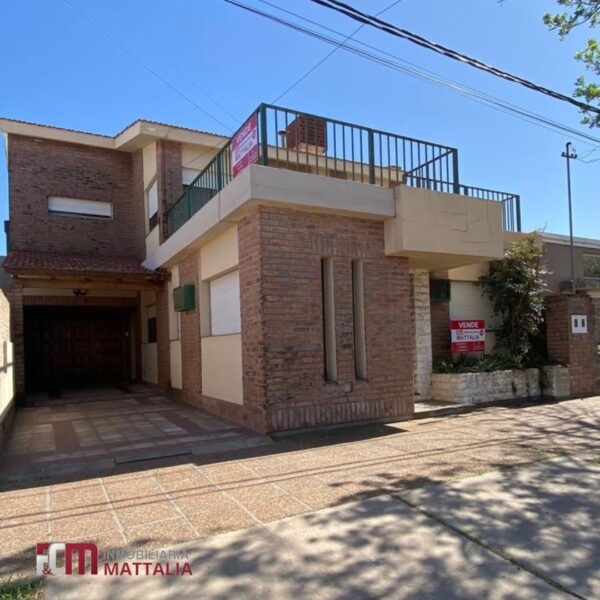 Gran propiedad en venta – funcional, amplia y con múltiples comodidades - Imagen 2