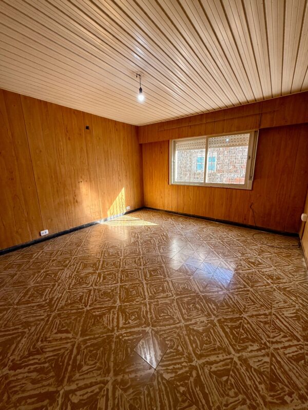 Casa en Venta – Amplio Terreno con Pileta y Espacios Verdes - Imagen 5