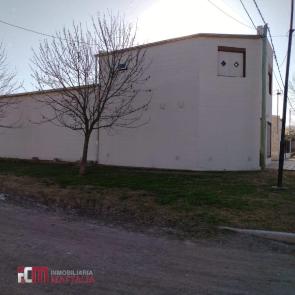 🏡 Departamento en venta con local comercial y galpón - Imagen 4