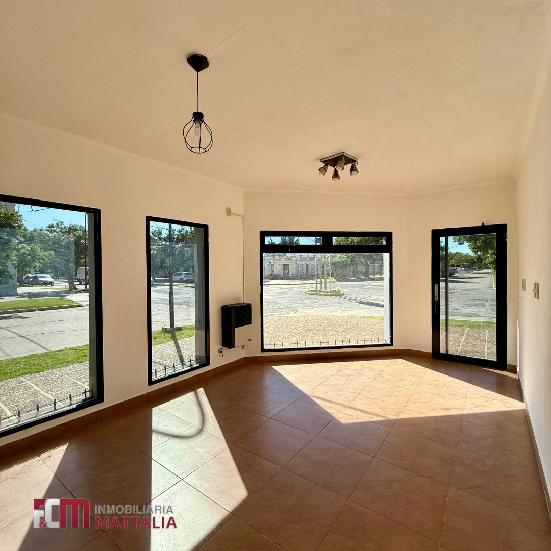 LOCAL EN ALQUILER - Imagen 2