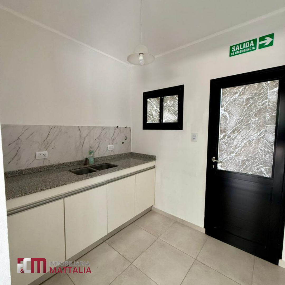 LOCAL EN ALQUILER - Imagen 4