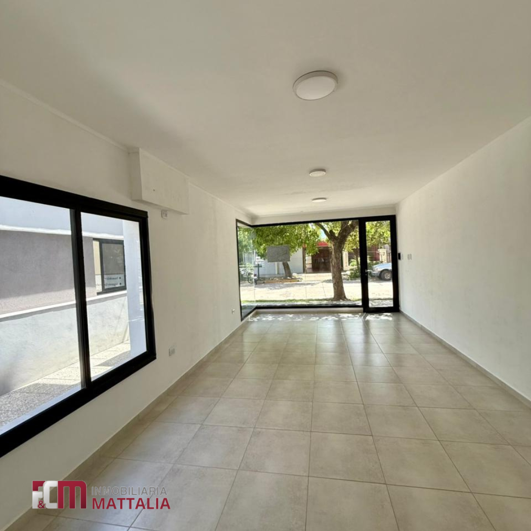 LOCAL EN ALQUILER - Imagen 2